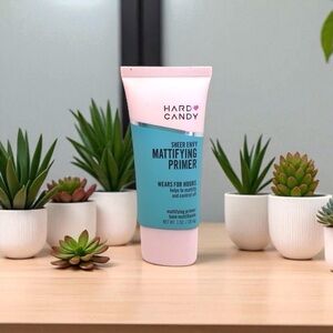 Hard Candy Sheer Envy Mattifying Primer, Oil Controlling